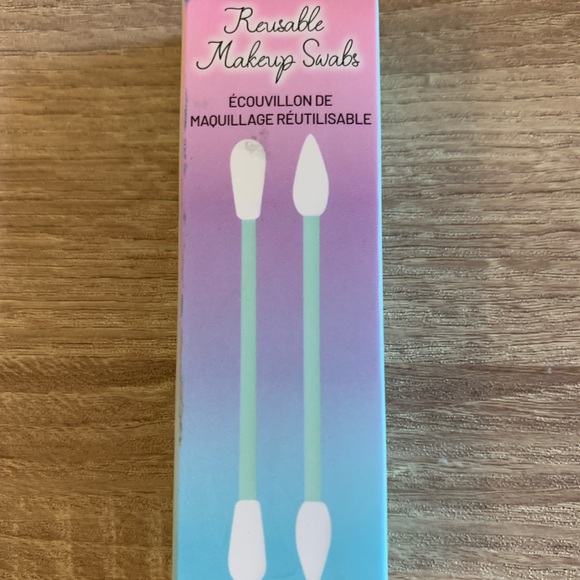 NWT Aria Beauty Reusable Makeup Swabs - Picture 4 of 13